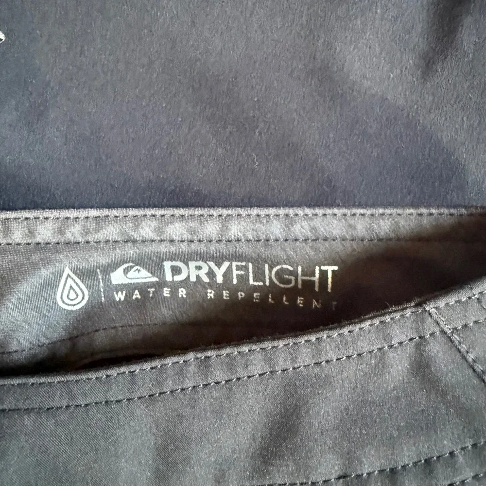 Quiksilver Highline Board Shorts Mens 36 Black DryFlight Swim Trunks